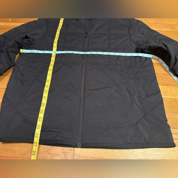 Lululemon Route Ready Lightweight Insulated Jacket - Picture 3 of 12